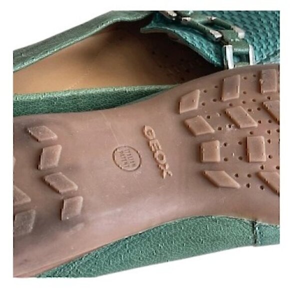 Geox Women's Green Leather Loafer size 37 1/2 - Picture 11 of 12